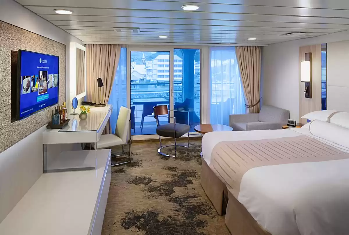 el Azamara Pursuit :   2