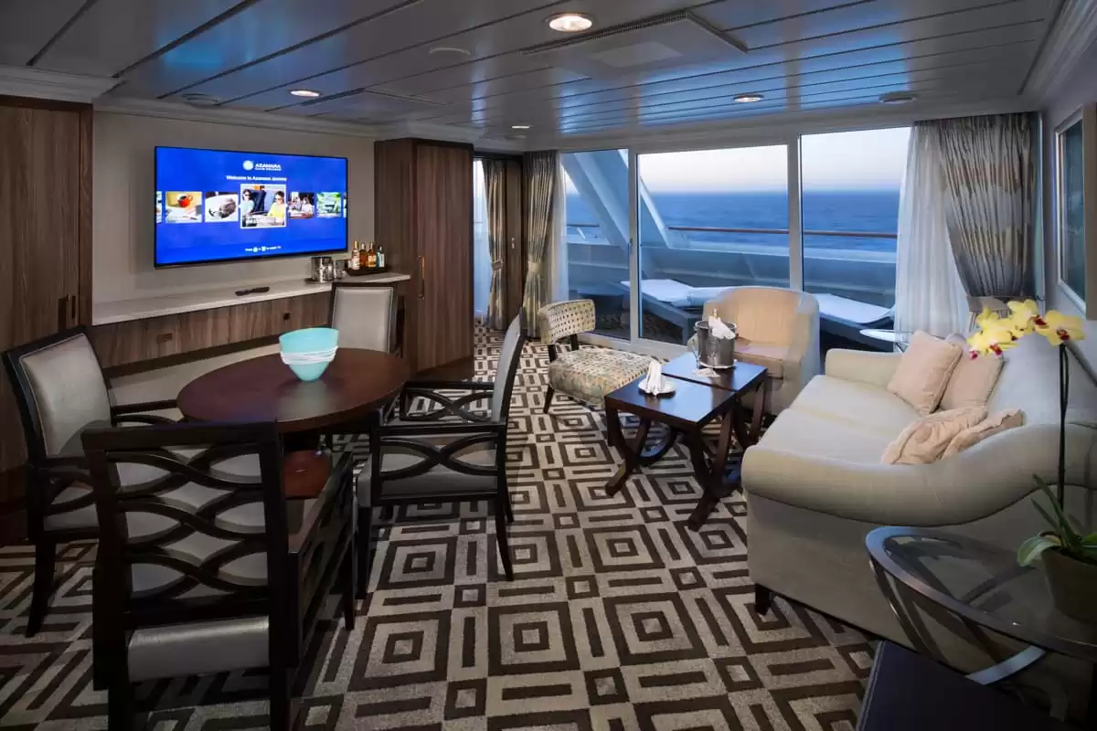 el Azamara Pursuit :   10