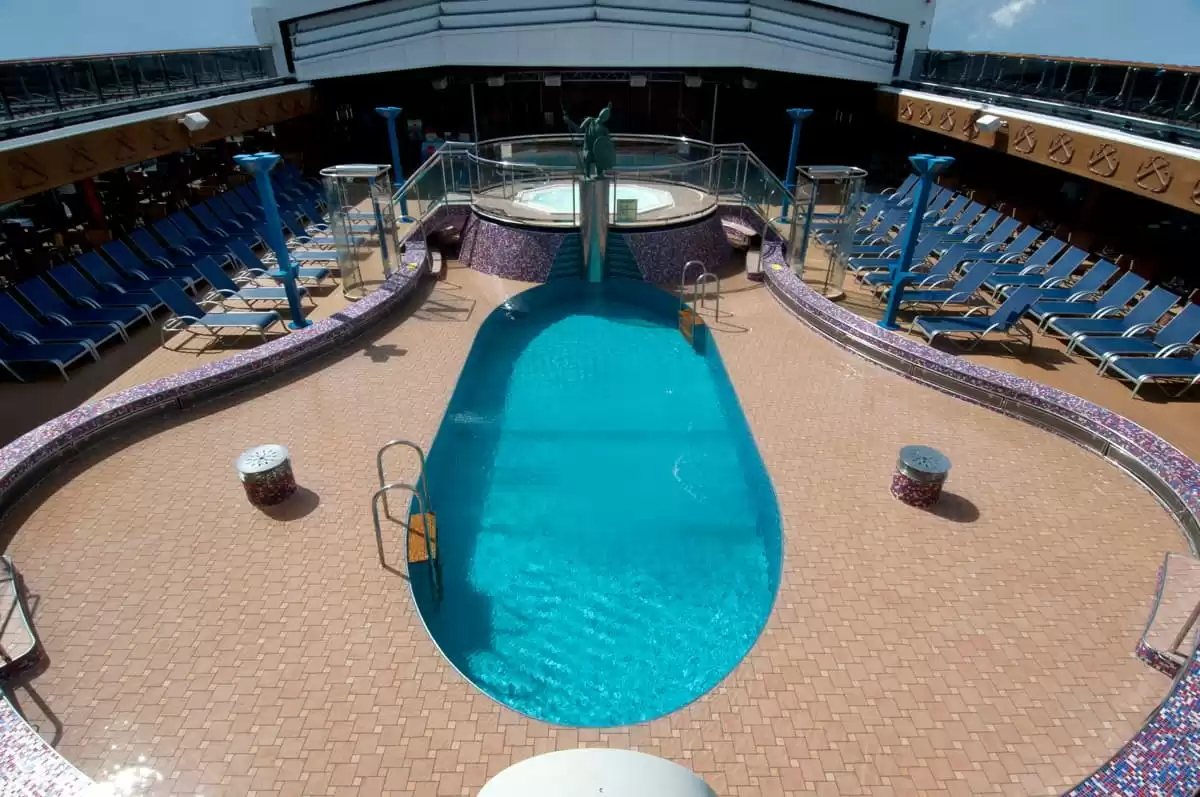 el Carnival Miracle :  cabine 47