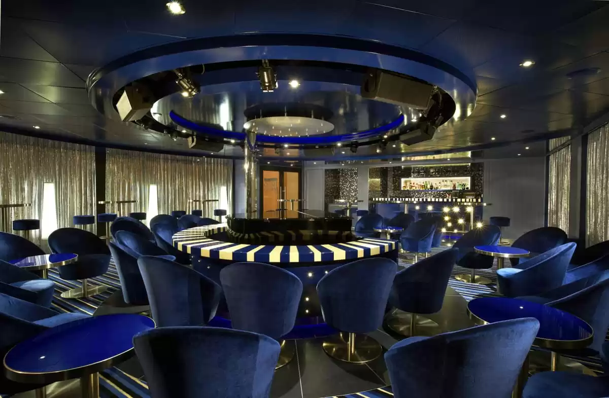 el  :  cabine 6