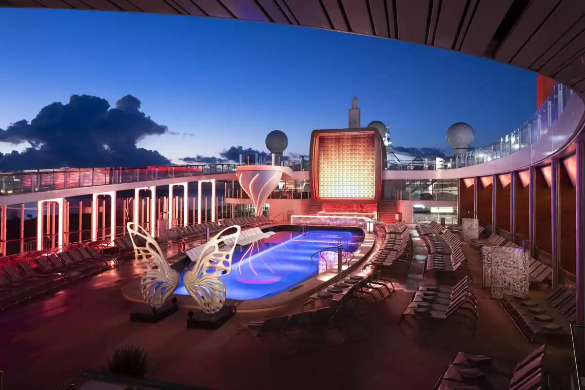 el Celebrity Edge :  cabine 106
