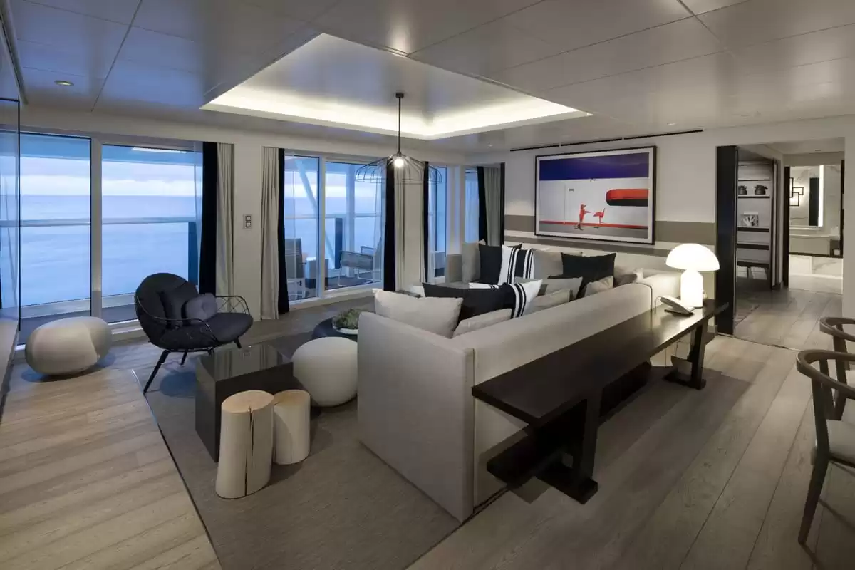 el Celebrity Edge :   32