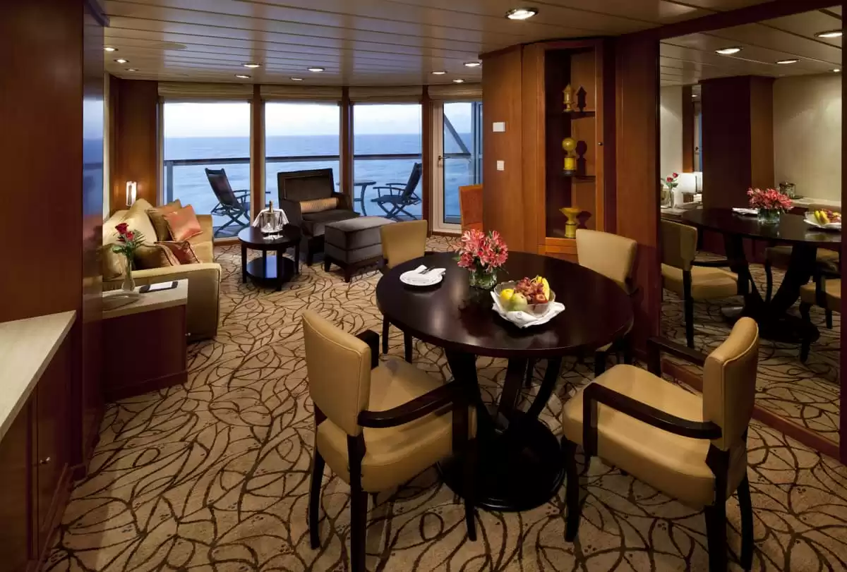 el Celebrity Infinity :   5