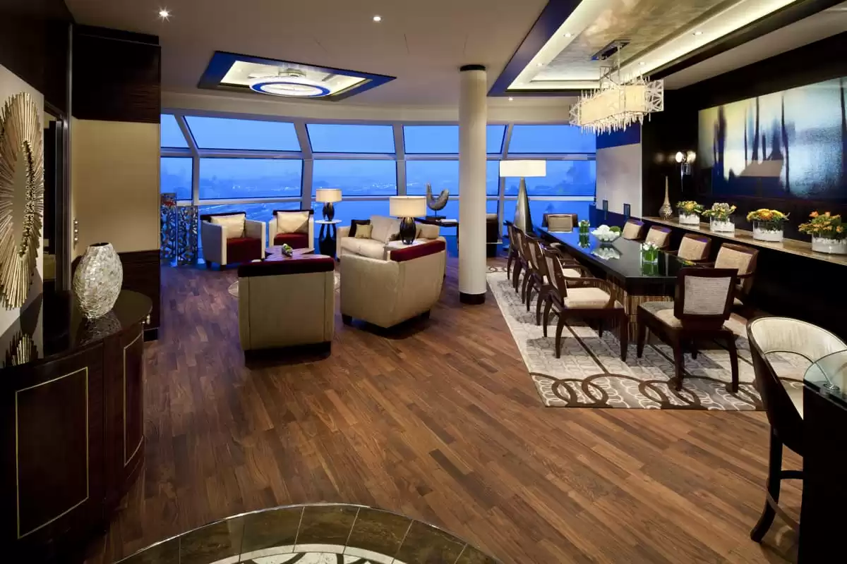 el Celebrity Reflection :   3