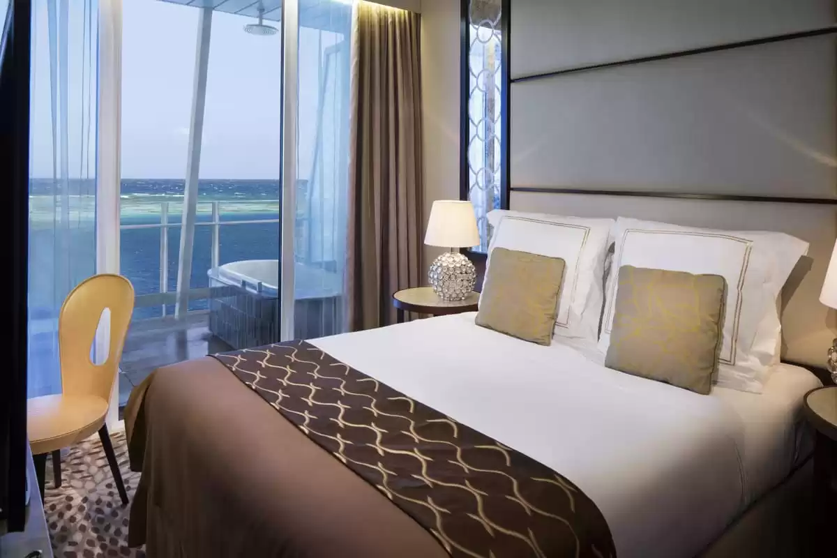 el Celebrity Reflection :   8