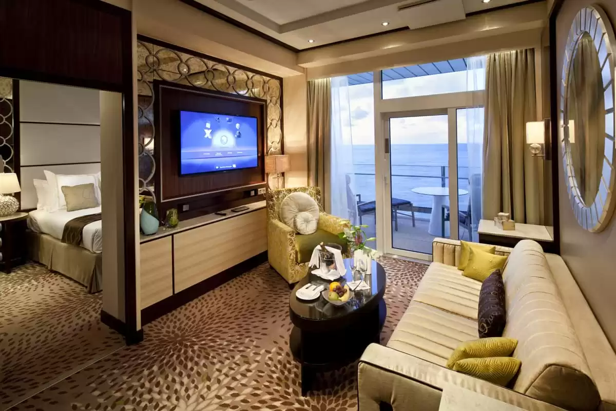 el Celebrity Reflection :   9