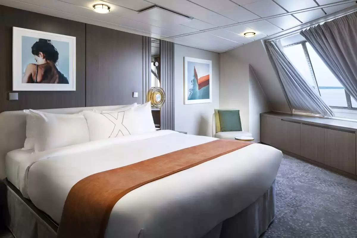 el Celebrity Silhouette :   24