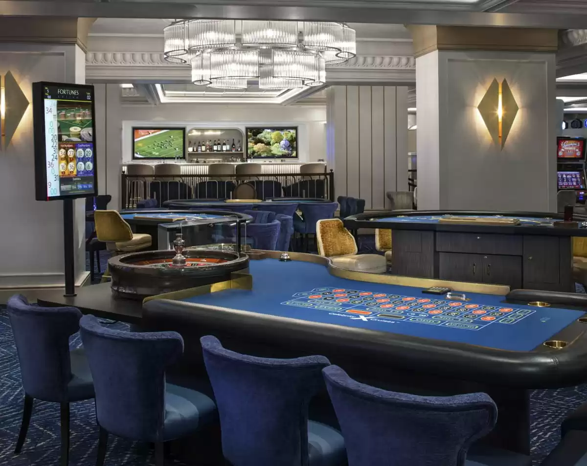 el Celebrity Summit :  cabine 4