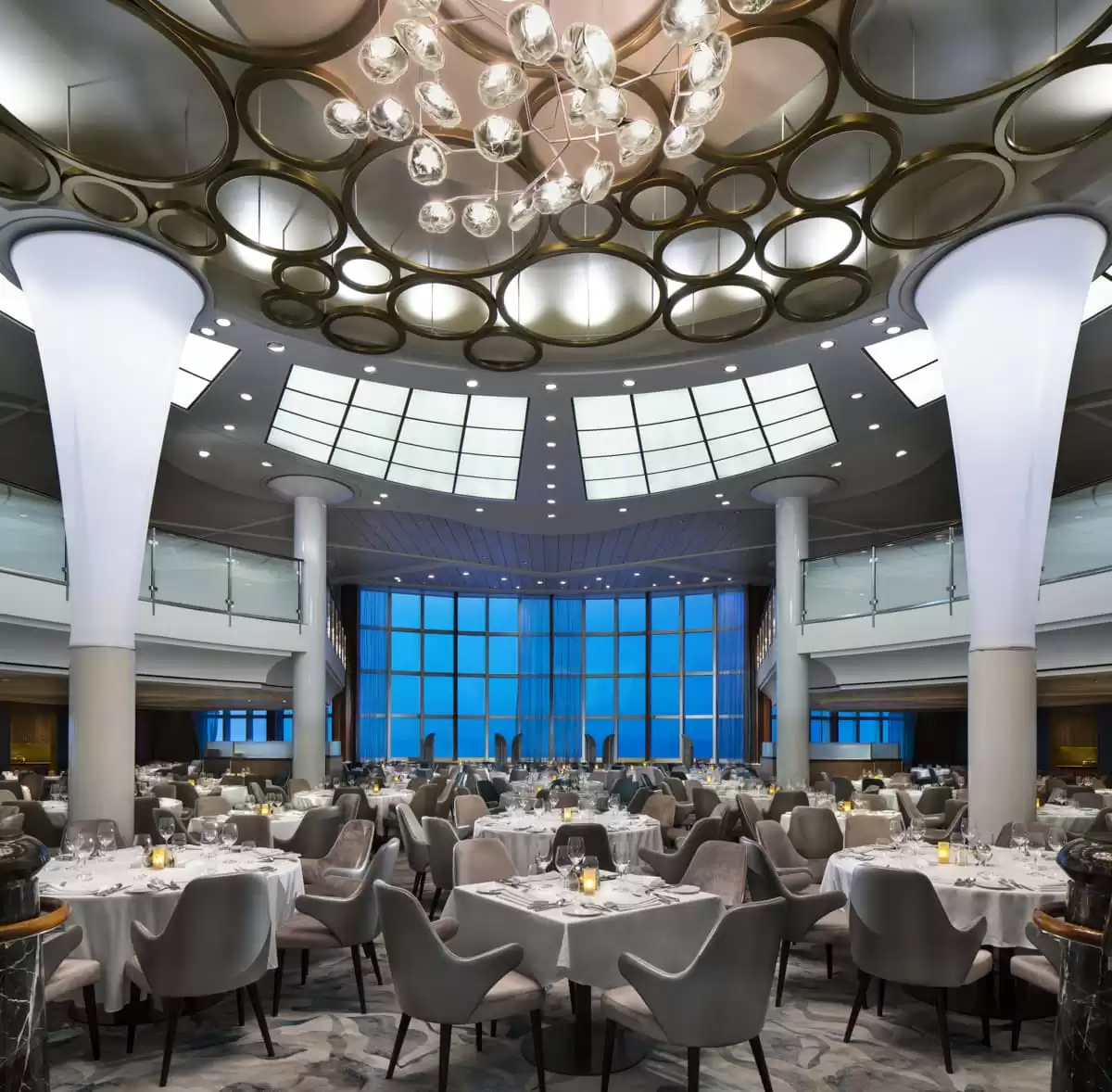 el Celebrity Summit :  cabine 5