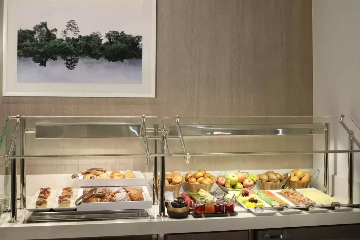el Celebrity Summit :  cabine 14
