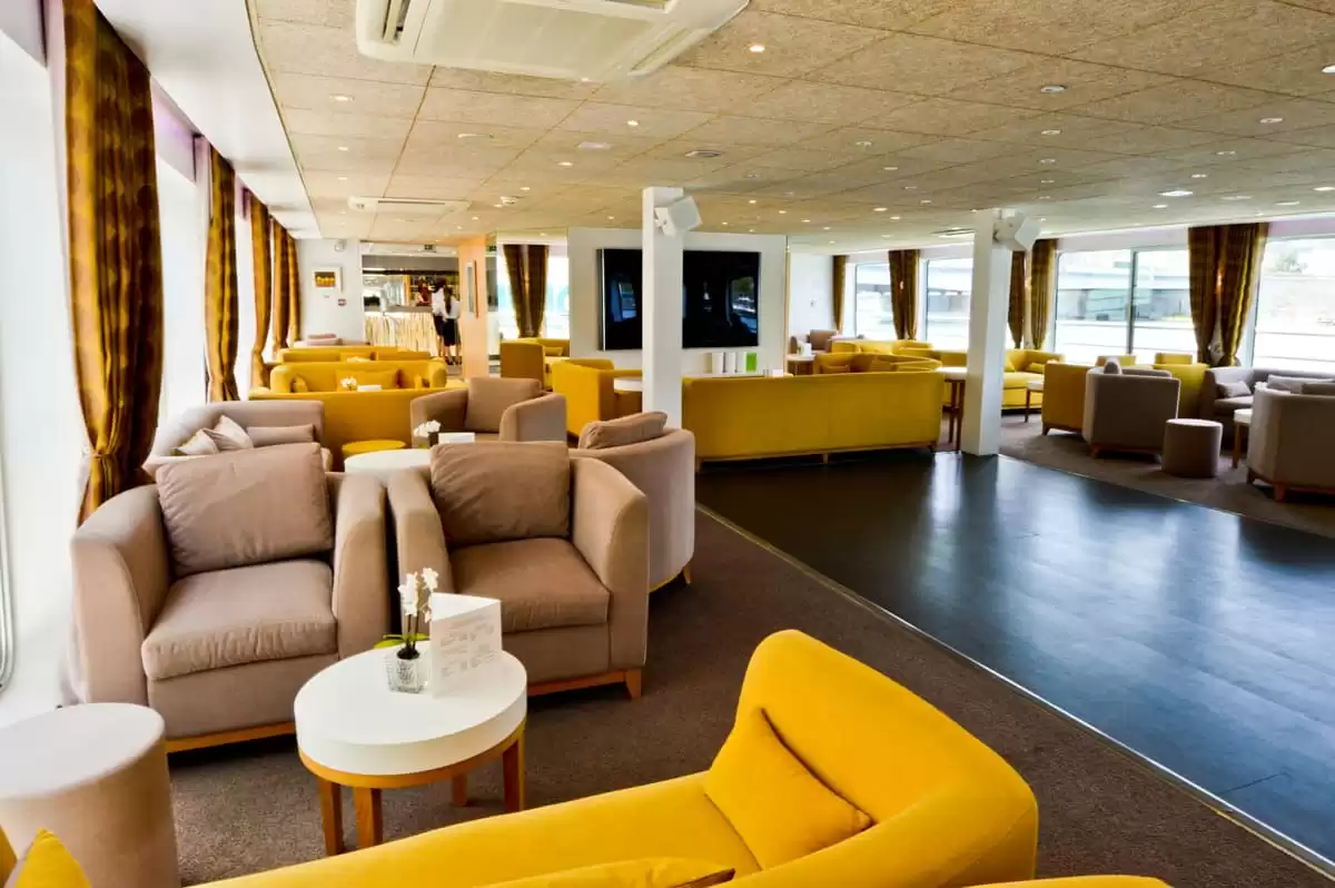 el Camargue :  cabine 5