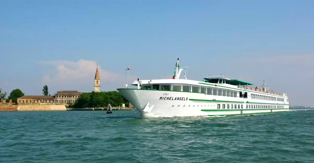 el Michelangelo :  cabine 1
