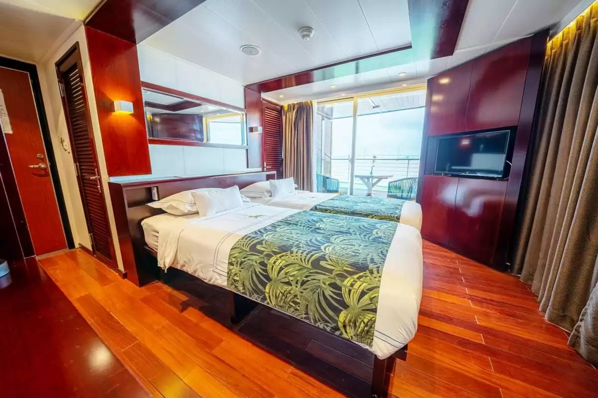 el Rv Indochine II :   4