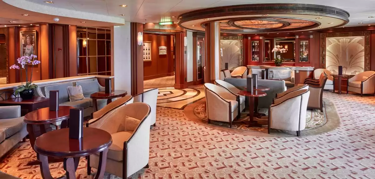 el Queen Elizabeth :  cabine 3