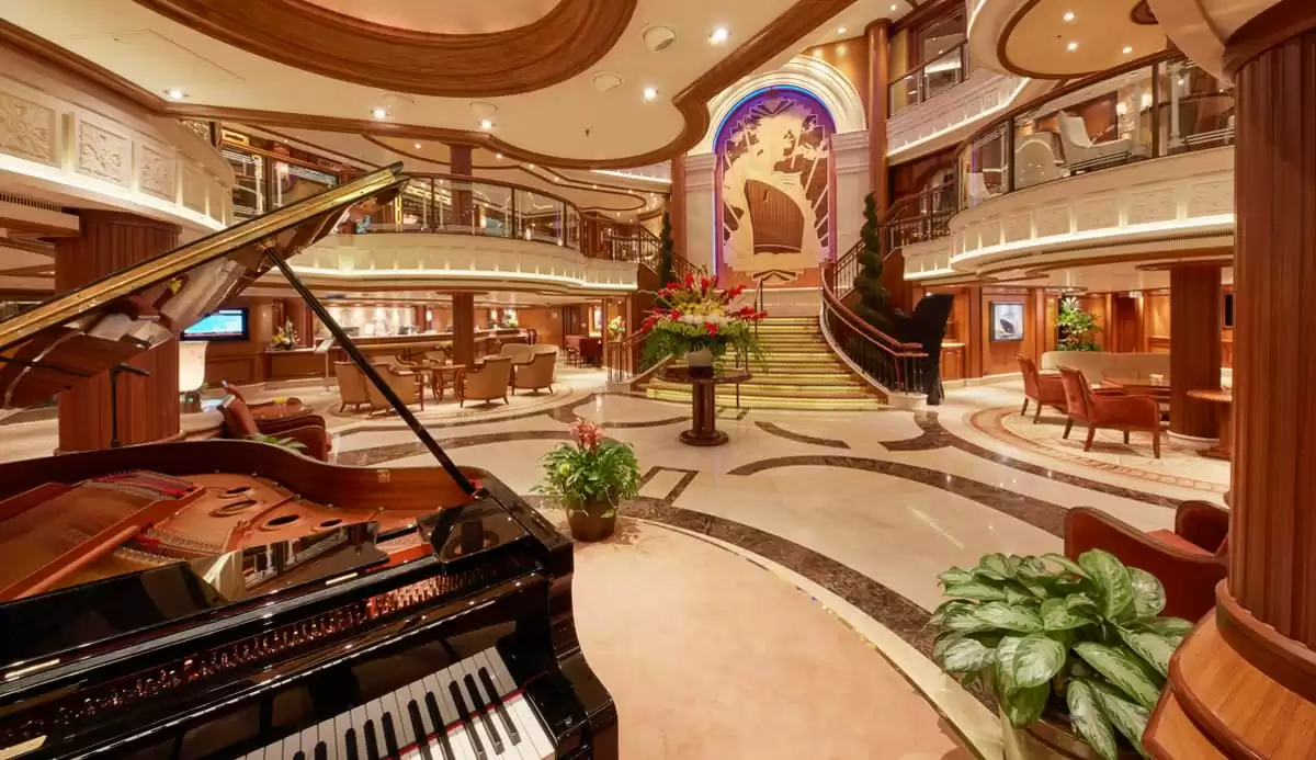 el Queen Elizabeth :  cabine 11