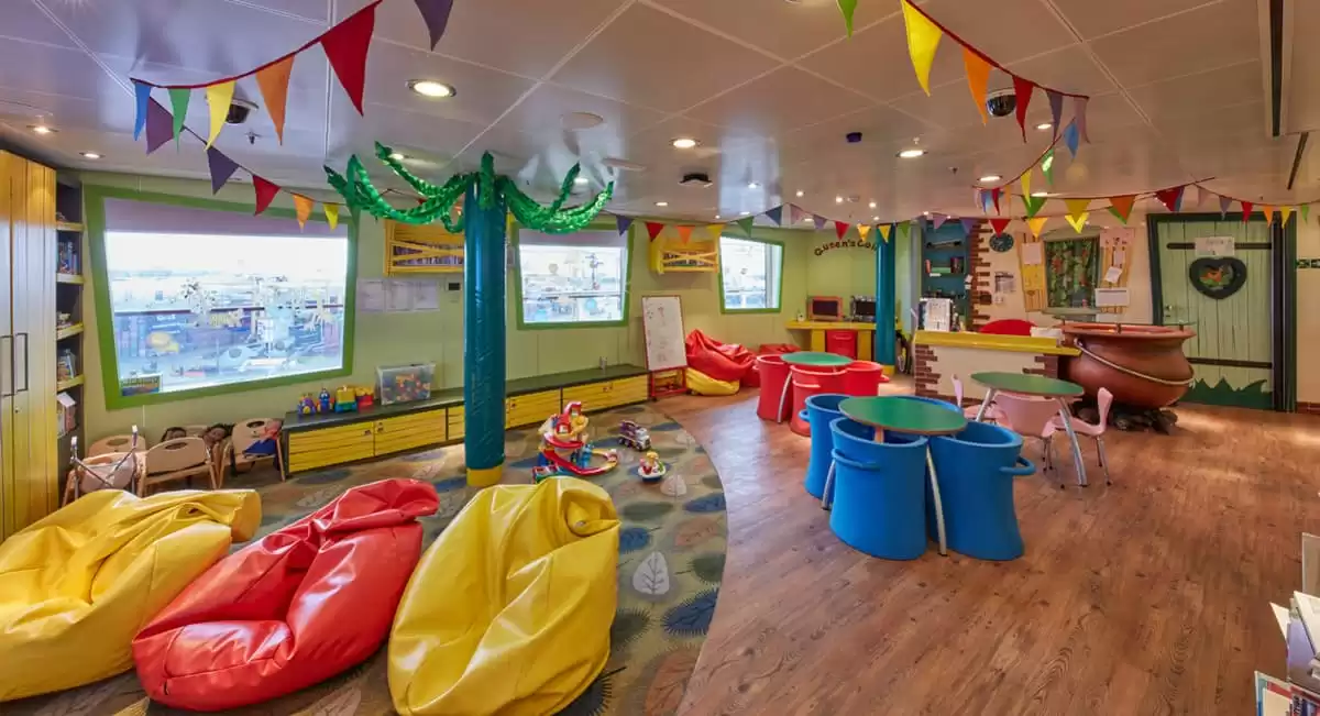 el Queen Elizabeth :  cabine 18