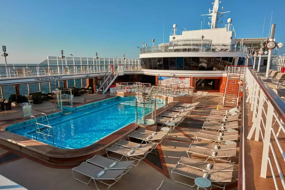 el Queen Elizabeth :  cabine 22