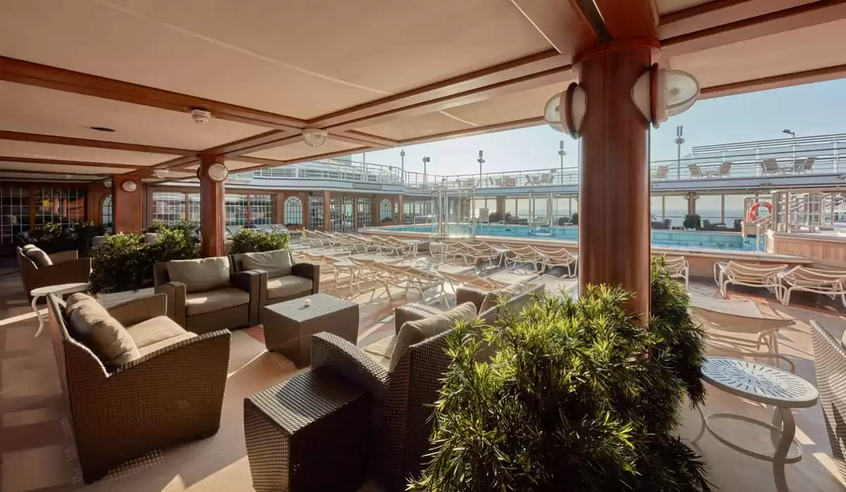 el Queen Elizabeth :  cabine 23