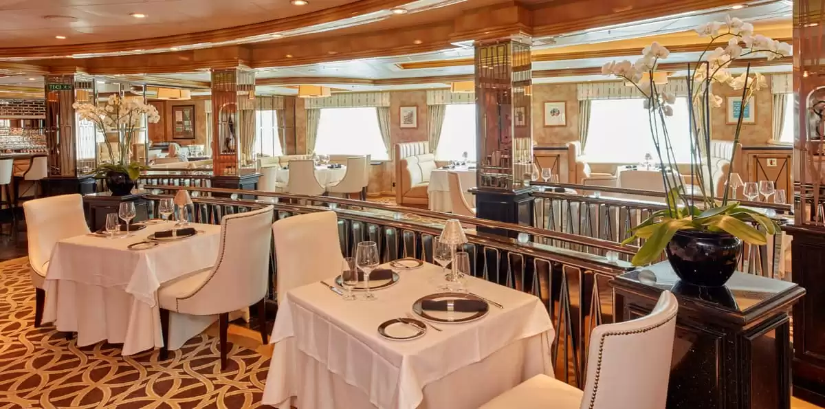 el Queen Elizabeth :  cabine 38