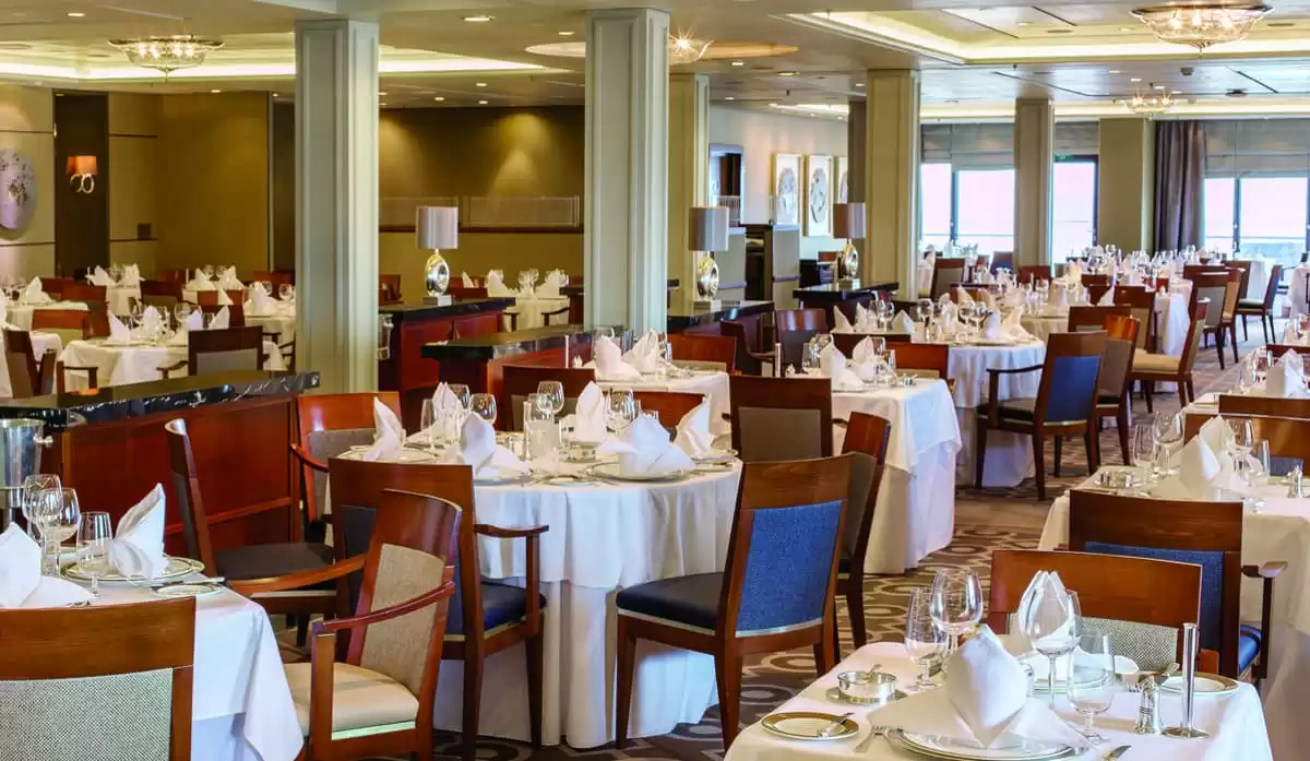 el Queen Mary 2 :  cabine 15
