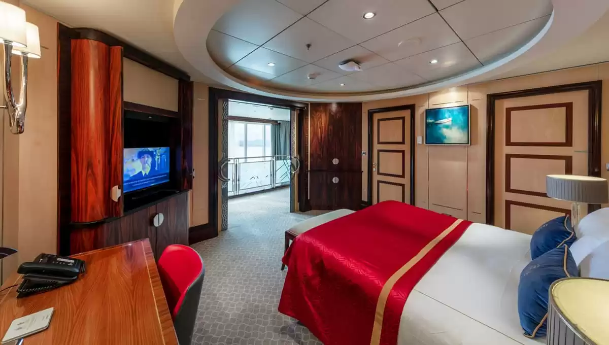 el Queen Mary 2 :   16