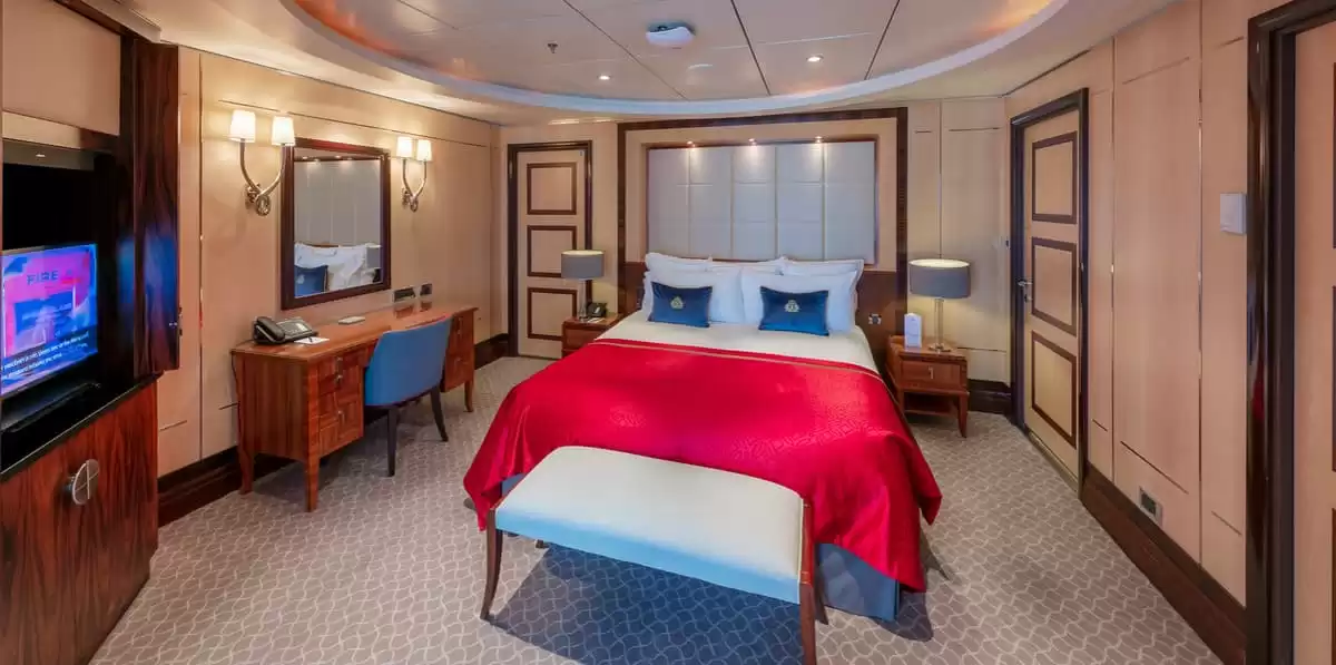 el Queen Mary 2 :   50
