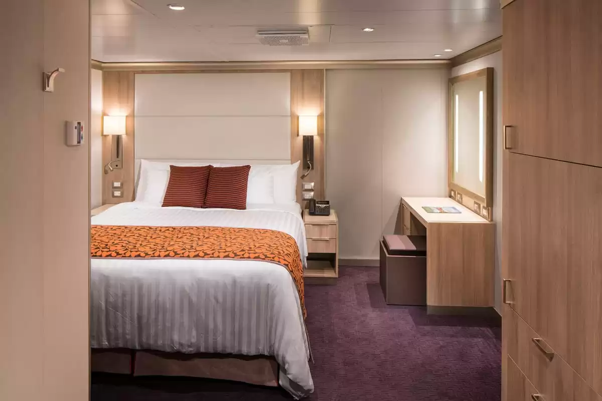 el MS Koningsdam :   3