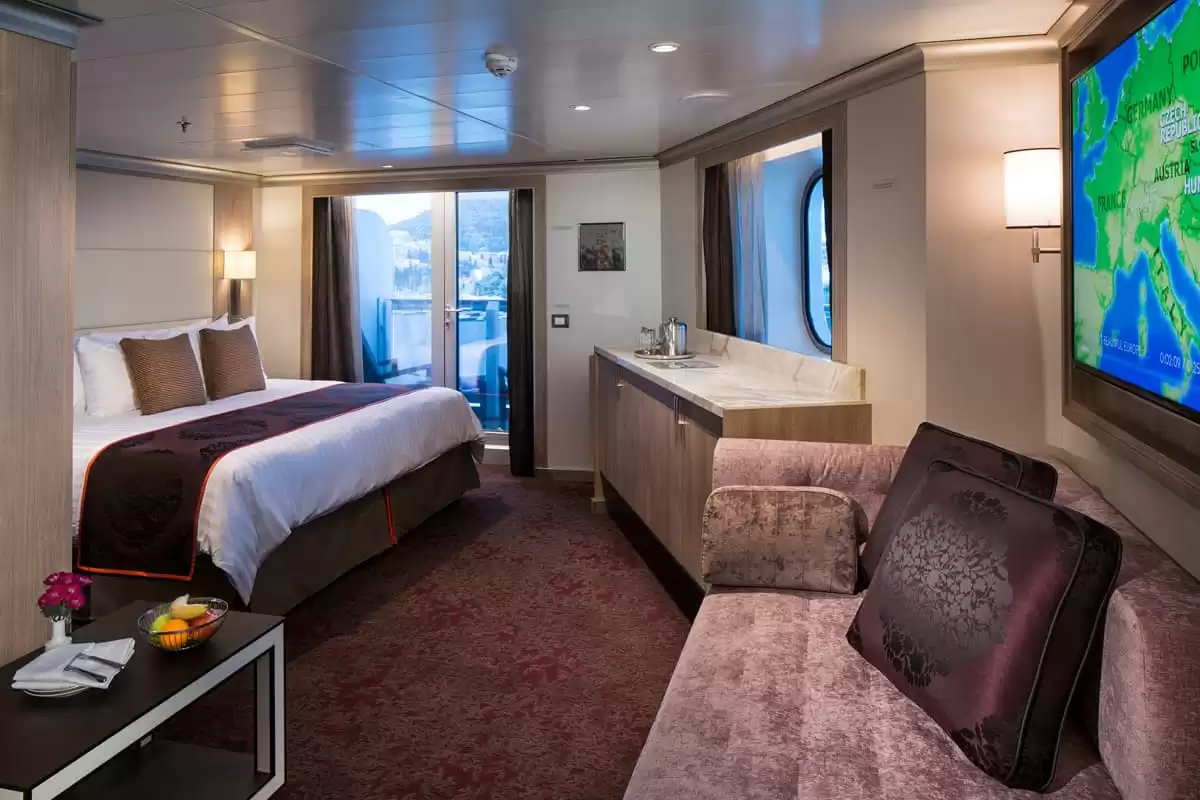 el MS Koningsdam :   9