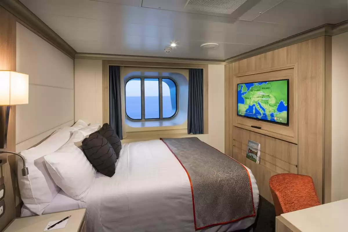 el MS Koningsdam :   10