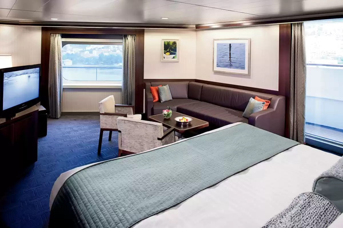 el Nieuw Amsterdam :   5
