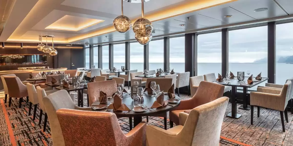 el MS Roald Amundsen :  cabine 51
