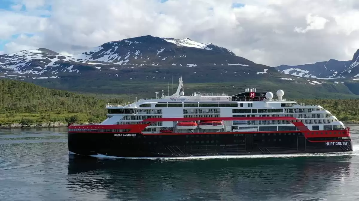 el MS Roald Amundsen :  cabine 84