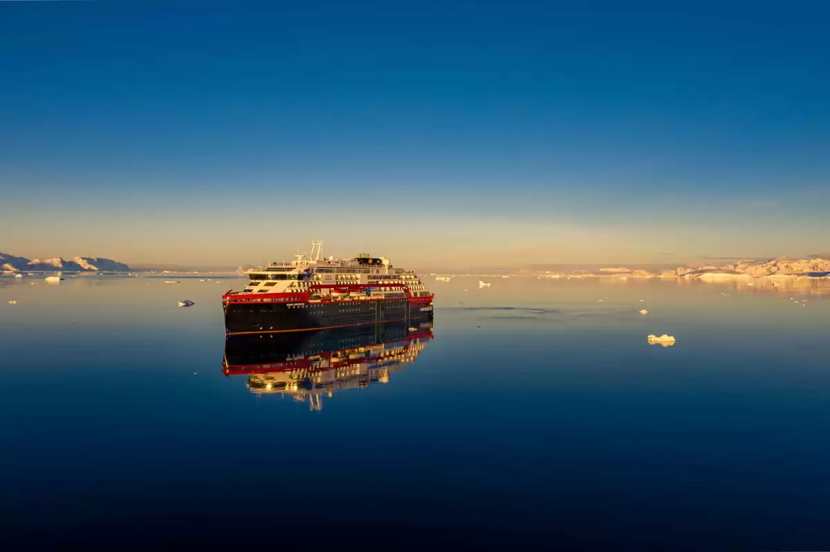 el MS Roald Amundsen :  cabine 86