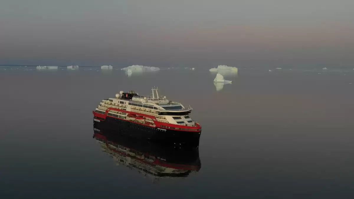 el MS Roald Amundsen :  cabine 87
