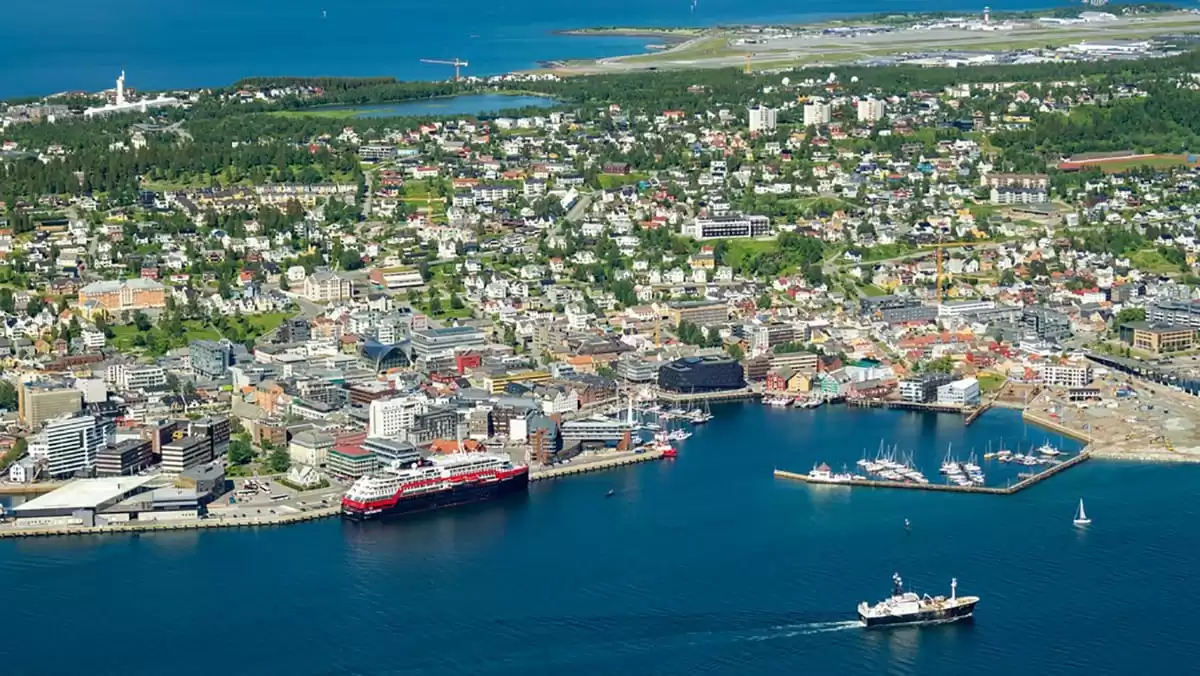 el MS Roald Amundsen :  cabine 105