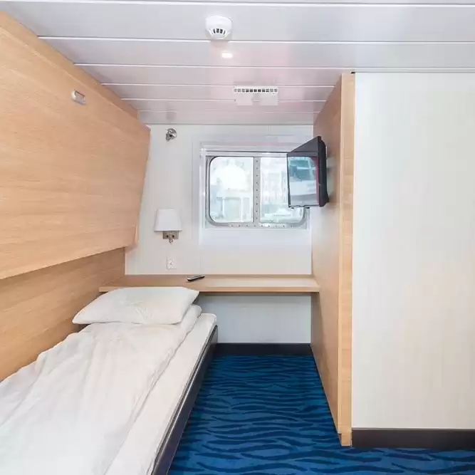 el MS Spitsbergen :   4