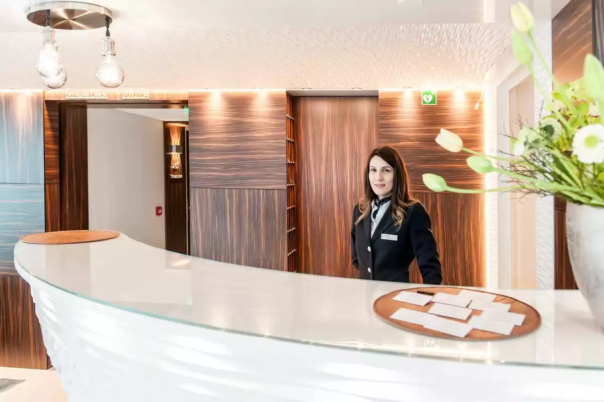 el  :  cabine 13