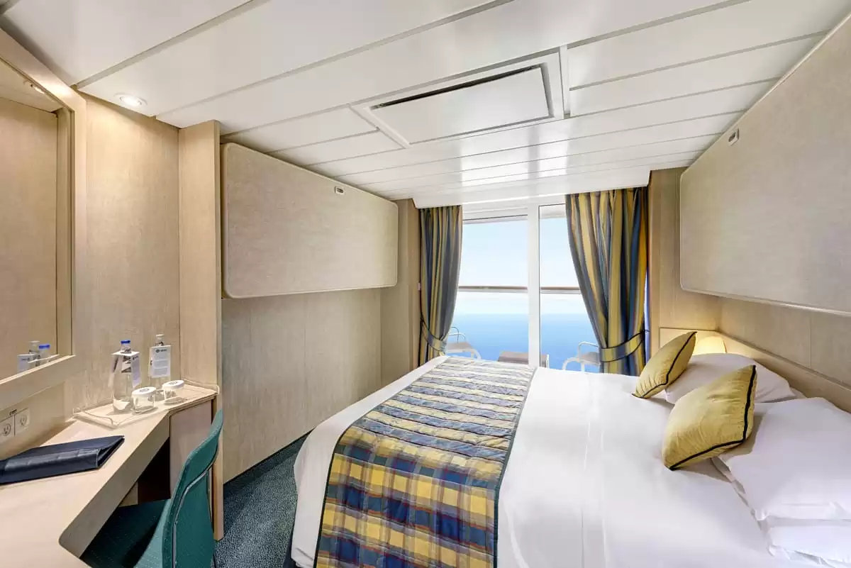 el MSC Armonia :   12