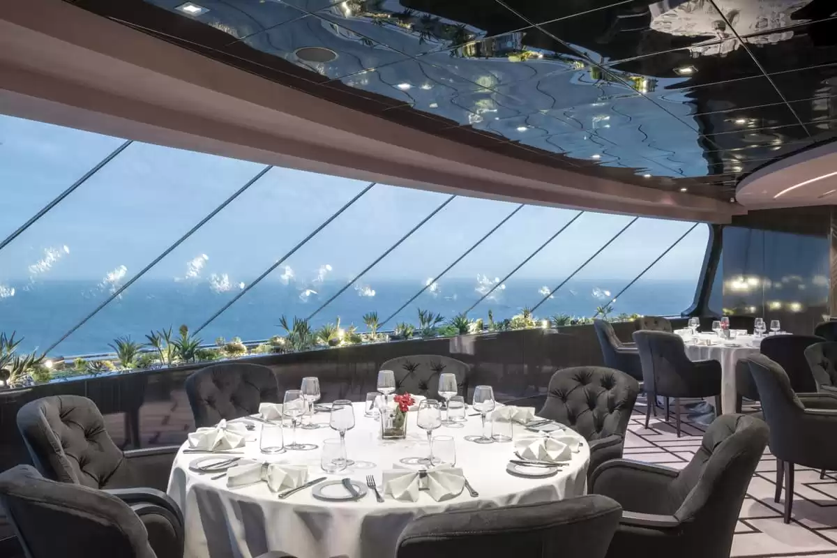 el MSC Bellissima :  cabine 33