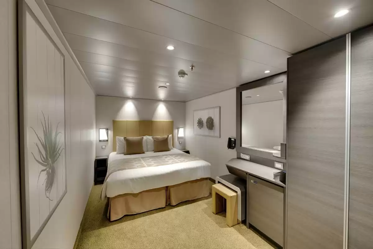 el MSC Bellissima :   30