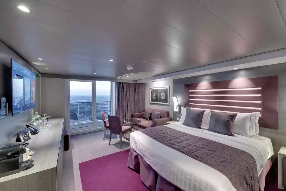 el MSC Bellissima :   56