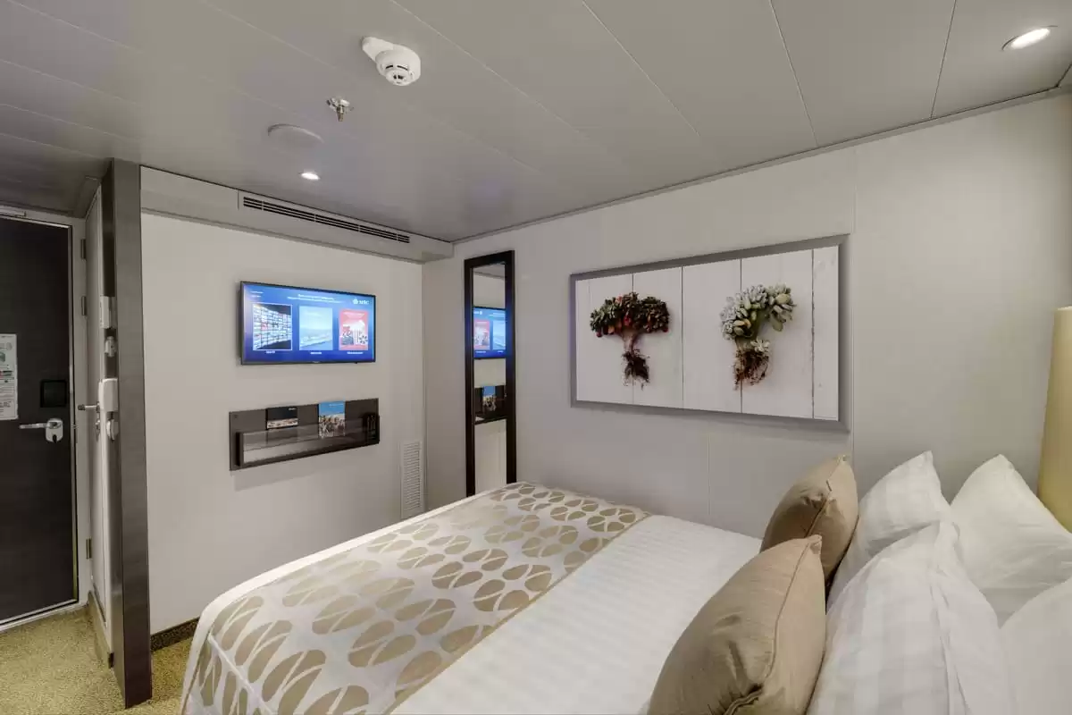 el MSC Bellissima :   61