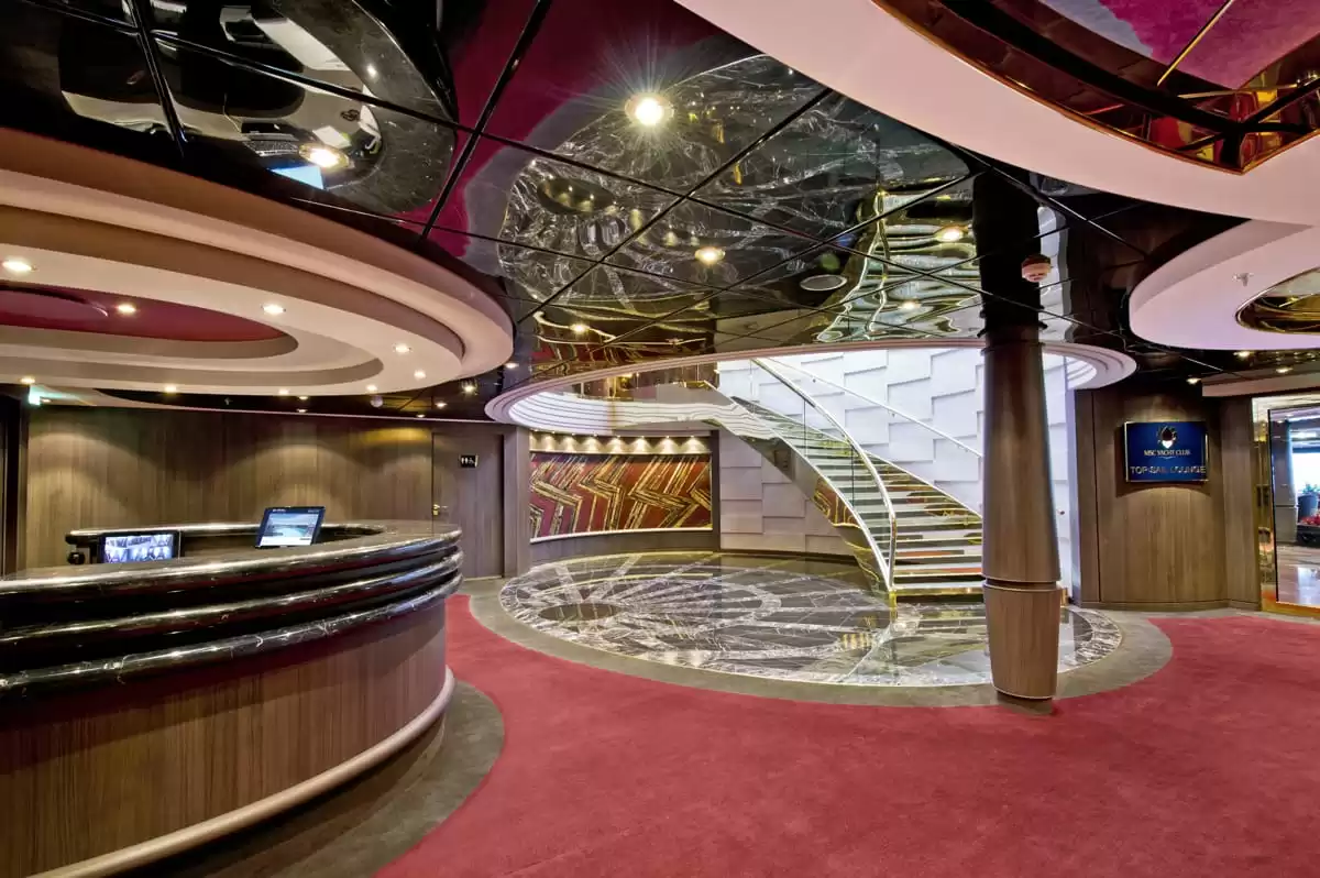 el MSC Divina :  cabine 23