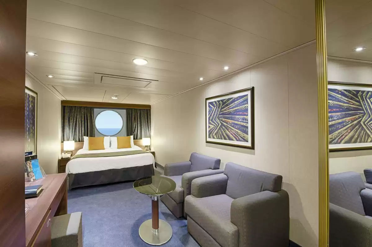 el MSC Divina :   17