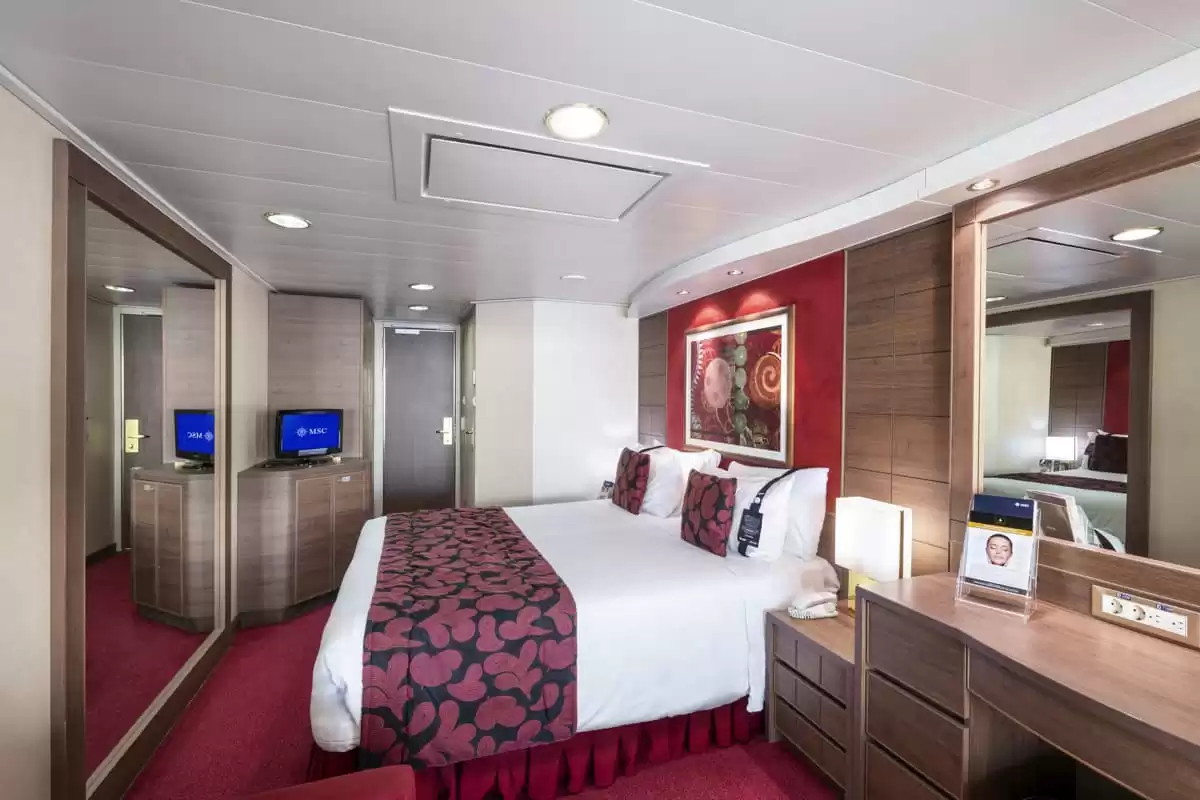 el MSC Magnifica :   11