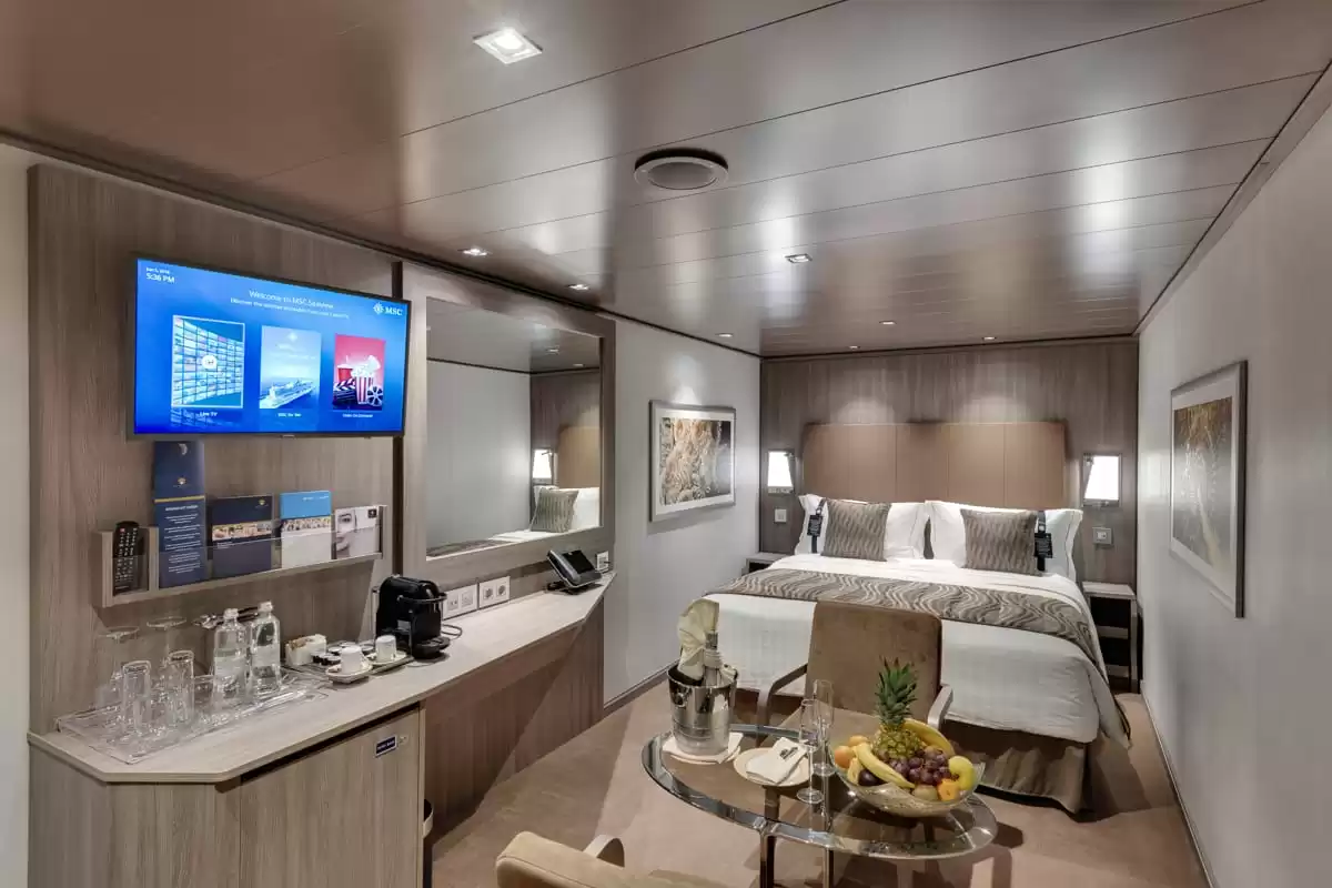 el MSC Seaview :   70