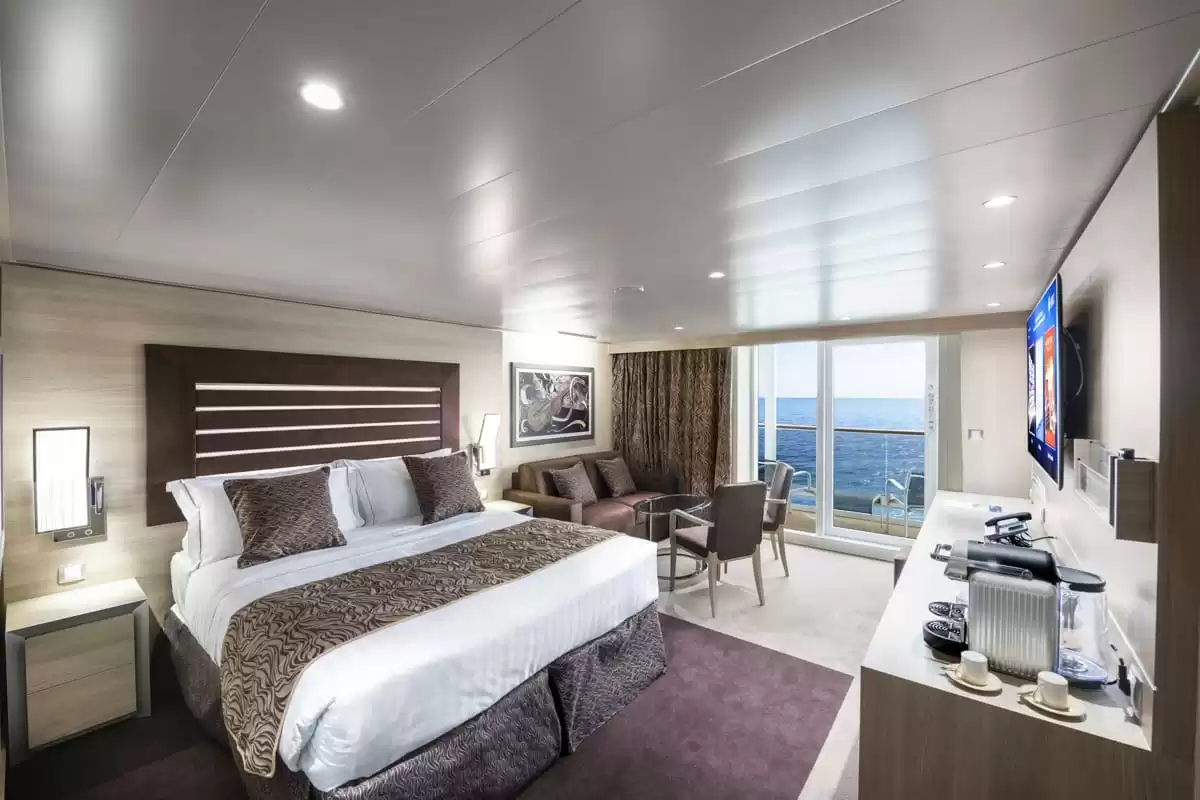 el MSC Virtuosa :   52