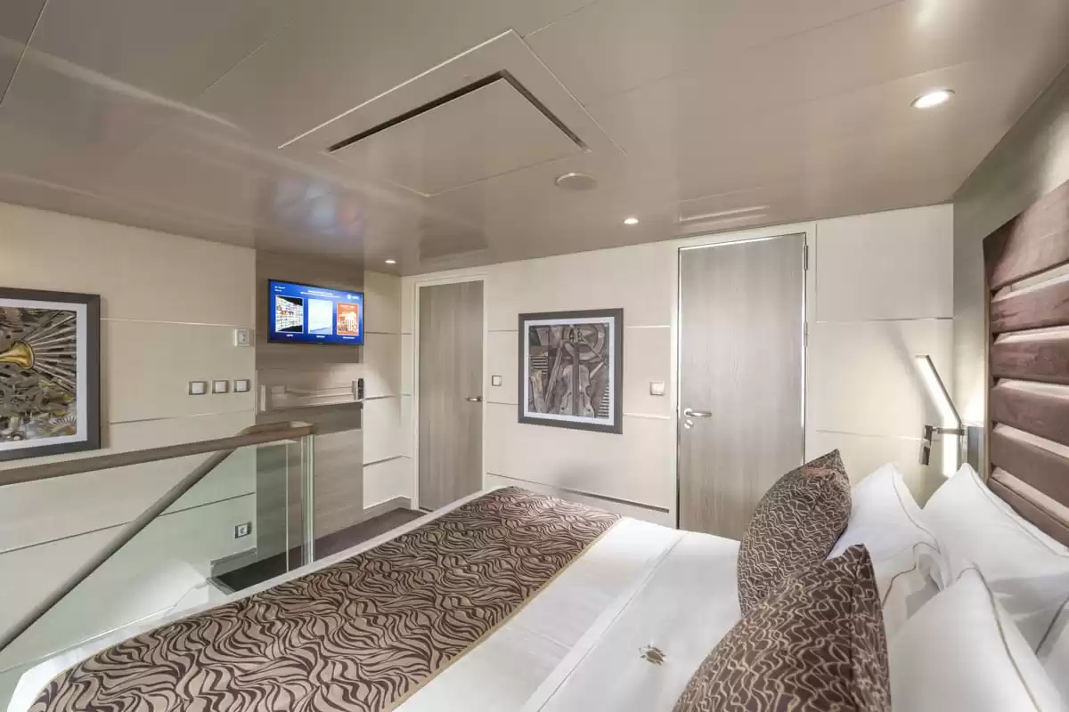 el MSC Virtuosa :   70
