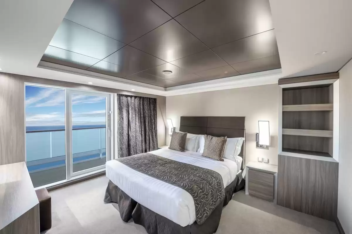 el MSC Virtuosa :   73