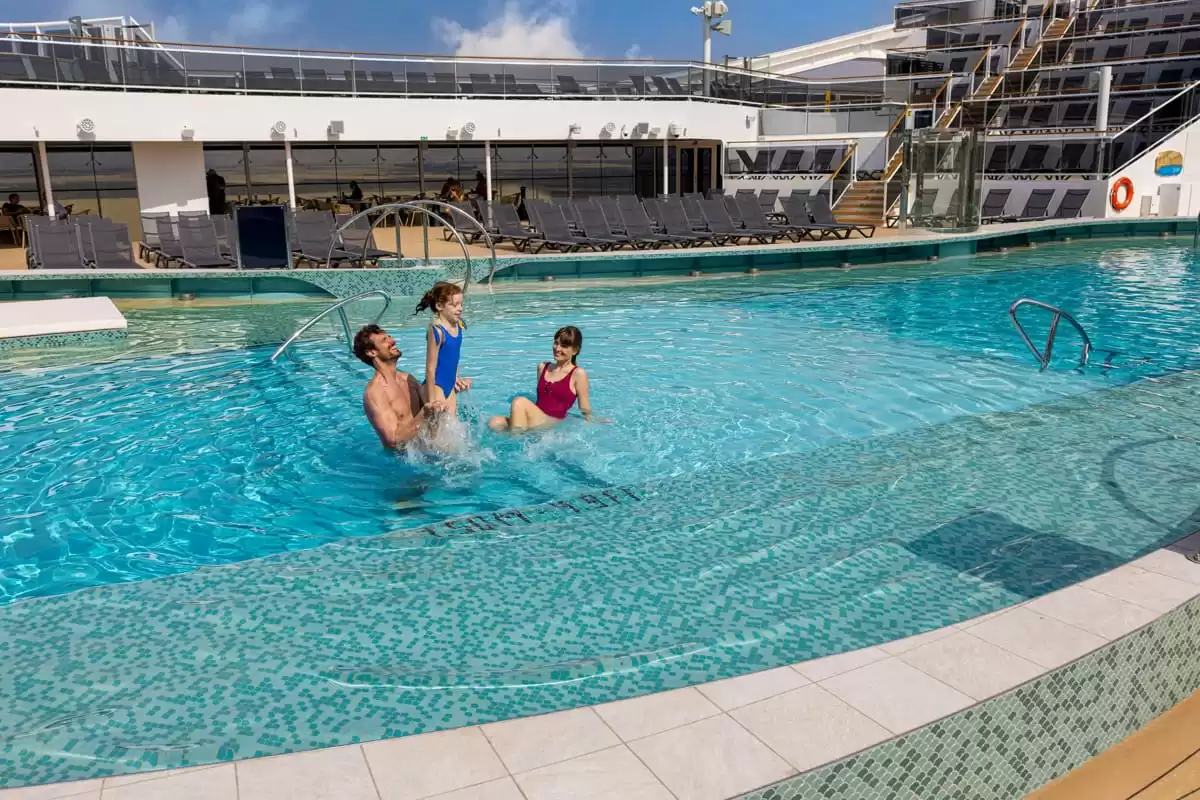 el MSC World Asia  :  cabine 11